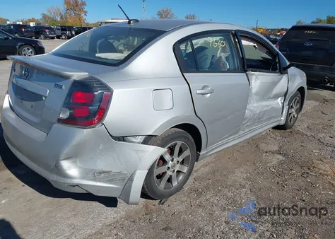 2012 Nissan Sentra 2.0 Sr из США, поврежденный, VIN 3N1AB6AP3CL709528